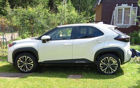 Toyota Yaris Cross, 2021 год, 2 200 000 рублей, 3 фотография