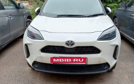 Toyota Yaris Cross, 2021 год, 2 200 000 рублей, 4 фотография