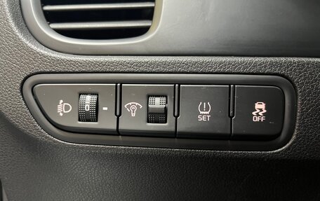 KIA Rio IV, 2018 год, 1 099 000 рублей, 17 фотография