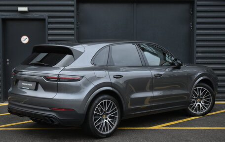 Porsche Cayenne III, 2021 год, 9 990 000 рублей, 3 фотография