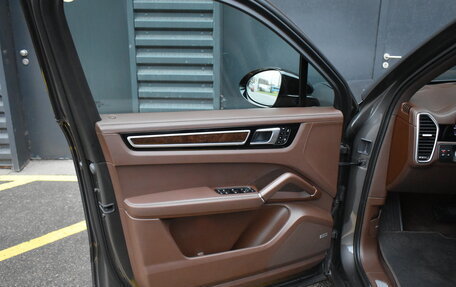Porsche Cayenne III, 2021 год, 9 990 000 рублей, 29 фотография