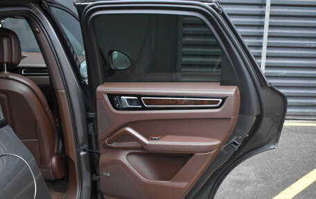 Porsche Cayenne III, 2021 год, 9 990 000 рублей, 32 фотография