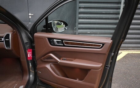 Porsche Cayenne III, 2021 год, 9 990 000 рублей, 30 фотография