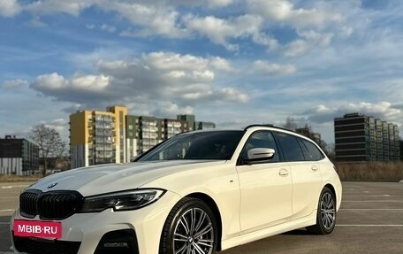 BMW 3 серия, 2020 год, 3 850 000 рублей, 2 фотография