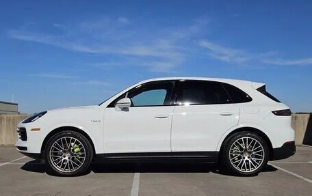 Porsche Cayenne III, 2022 год, 7 890 032 рублей, 2 фотография