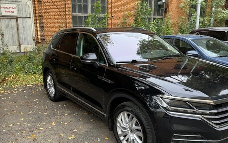Volkswagen Touareg III, 2019 год, 4 500 000 рублей, 3 фотография
