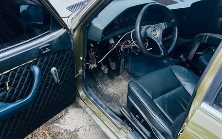 BMW 5 серия, 1985 год, 125 000 рублей, 7 фотография