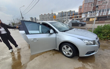 Chevrolet Cruze II, 2012 год, 680 000 рублей, 3 фотография