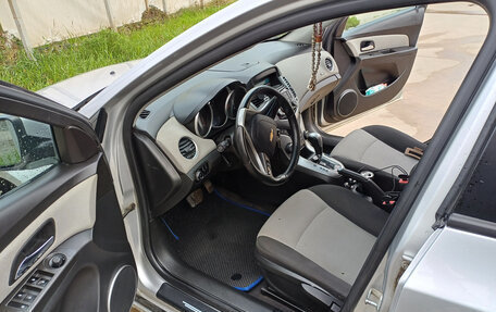 Chevrolet Cruze II, 2012 год, 680 000 рублей, 8 фотография