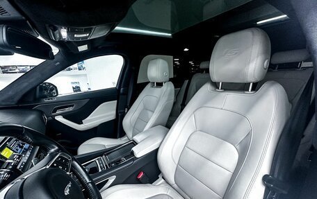 Jaguar F-Pace, 2016 год, 3 700 000 рублей, 12 фотография