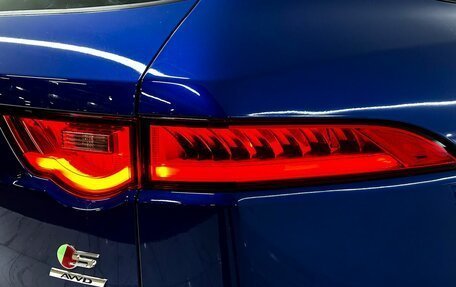 Jaguar F-Pace, 2016 год, 3 700 000 рублей, 37 фотография