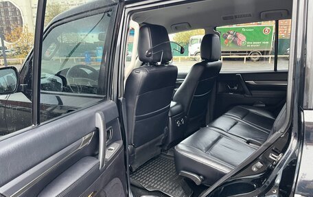 Mitsubishi Pajero IV, 2010 год, 1 900 000 рублей, 11 фотография