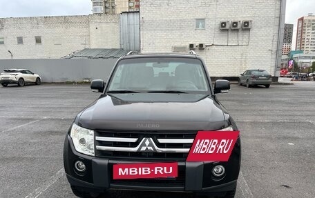Mitsubishi Pajero IV, 2010 год, 1 900 000 рублей, 2 фотография