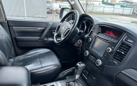 Mitsubishi Pajero IV, 2010 год, 1 900 000 рублей, 16 фотография