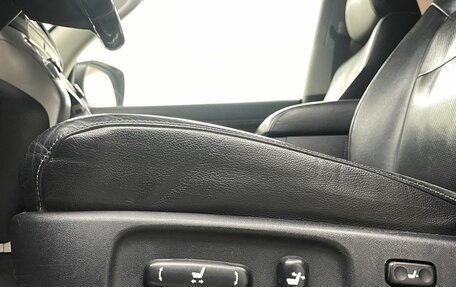 Toyota Land Cruiser 200, 2013 год, 3 356 000 рублей, 14 фотография