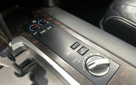 Toyota Land Cruiser 200, 2013 год, 3 356 000 рублей, 17 фотография