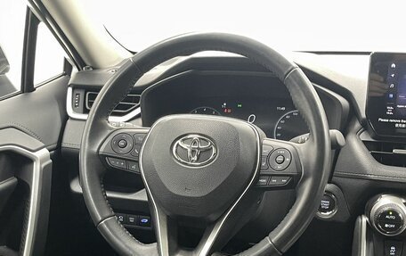 Toyota RAV4, 2024 год, 4 115 000 рублей, 21 фотография