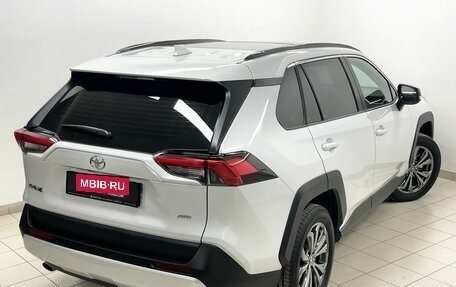Toyota RAV4, 2024 год, 4 115 000 рублей, 9 фотография