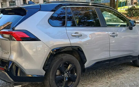 Toyota RAV4, 2020 год, 2 200 000 рублей, 5 фотография