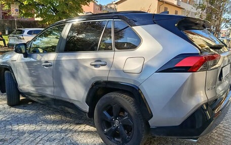 Toyota RAV4, 2020 год, 2 200 000 рублей, 8 фотография