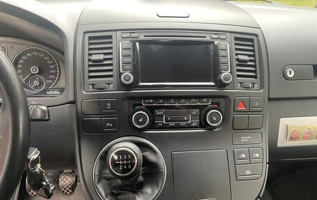 Volkswagen Multivan T5, 2011 год, 2 000 000 рублей, 7 фотография