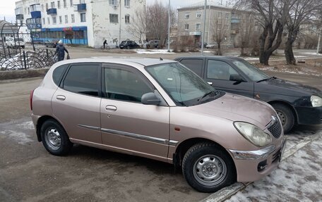 Toyota Duet, 2002 год, 268 000 рублей, 2 фотография