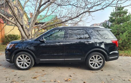 Ford Explorer VI, 2018 год, 2 800 000 рублей, 2 фотография