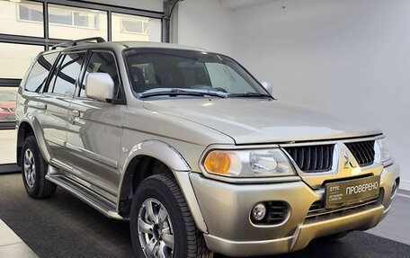 Mitsubishi Pajero Sport II рестайлинг, 2008 год, 750 000 рублей, 3 фотография