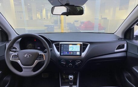 Hyundai Solaris II рестайлинг, 2021 год, 1 749 000 рублей, 17 фотография