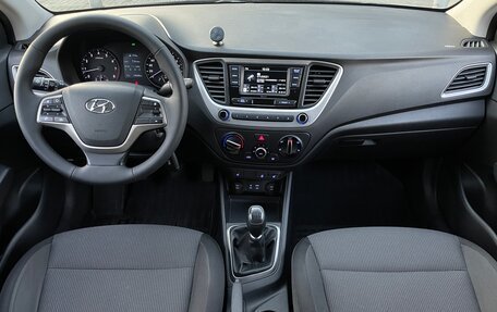 Hyundai Solaris II рестайлинг, 2017 год, 1 190 000 рублей, 11 фотография