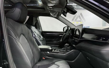 Toyota Highlander, 2025 год, 6 199 000 рублей, 13 фотография