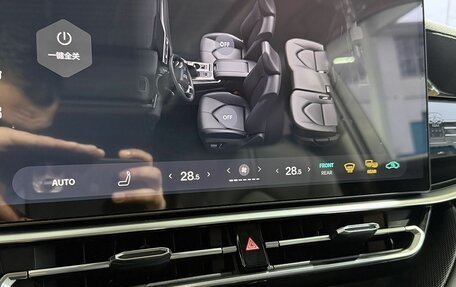 Toyota Highlander, 2025 год, 6 199 000 рублей, 20 фотография