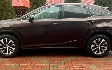 Lexus RX IV рестайлинг, 2019 год, 4 500 000 рублей, 4 фотография