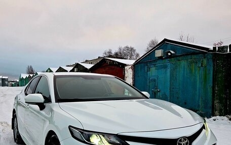 Toyota Camry, 2020 год, 2 900 000 рублей, 4 фотография