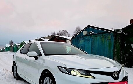 Toyota Camry, 2020 год, 2 900 000 рублей, 8 фотография