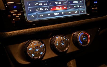 Toyota Corolla, 2014 год, 990 000 рублей, 8 фотография