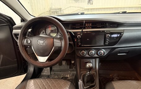 Toyota Corolla, 2014 год, 990 000 рублей, 13 фотография