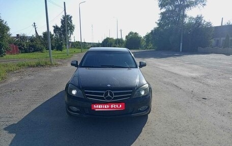 Mercedes-Benz C-Класс, 2007 год, 700 000 рублей, 4 фотография