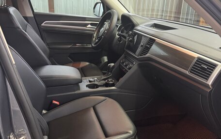 Volkswagen Teramont I, 2018 год, 3 280 000 рублей, 22 фотография