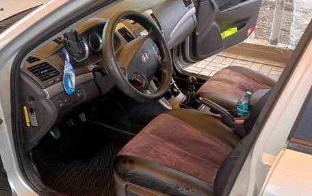 Hyundai Sonata VI, 2010 год, 800 000 рублей, 8 фотография