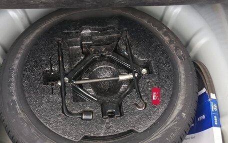 Hyundai Sonata VI, 2010 год, 800 000 рублей, 13 фотография