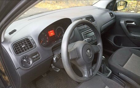 Volkswagen Polo VI (EU Market), 2012 год, 750 000 рублей, 5 фотография