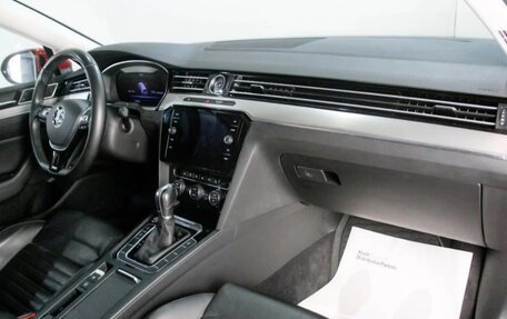 Volkswagen Passat B8 рестайлинг, 2018 год, 2 200 000 рублей, 7 фотография