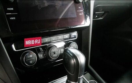 Volkswagen Passat B8 рестайлинг, 2018 год, 2 200 000 рублей, 5 фотография