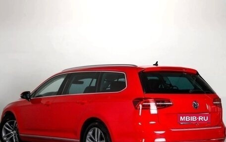 Volkswagen Passat B8 рестайлинг, 2018 год, 2 200 000 рублей, 16 фотография