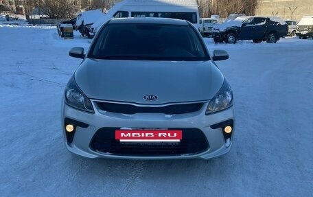 KIA Rio IV, 2017 год, 1 250 000 рублей, 5 фотография