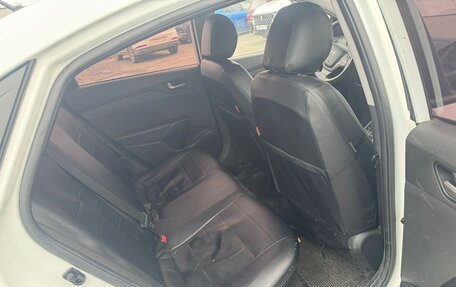 Hyundai Solaris II рестайлинг, 2018 год, 550 000 рублей, 6 фотография