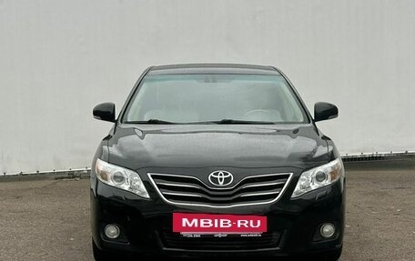 Toyota Camry, 2011 год, 1 350 000 рублей, 2 фотография