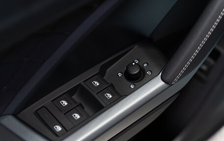 Audi Q3, 2025 год, 6 000 000 рублей, 23 фотография