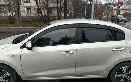 KIA Rio IV, 2018 год, 1 550 000 рублей, 3 фотография